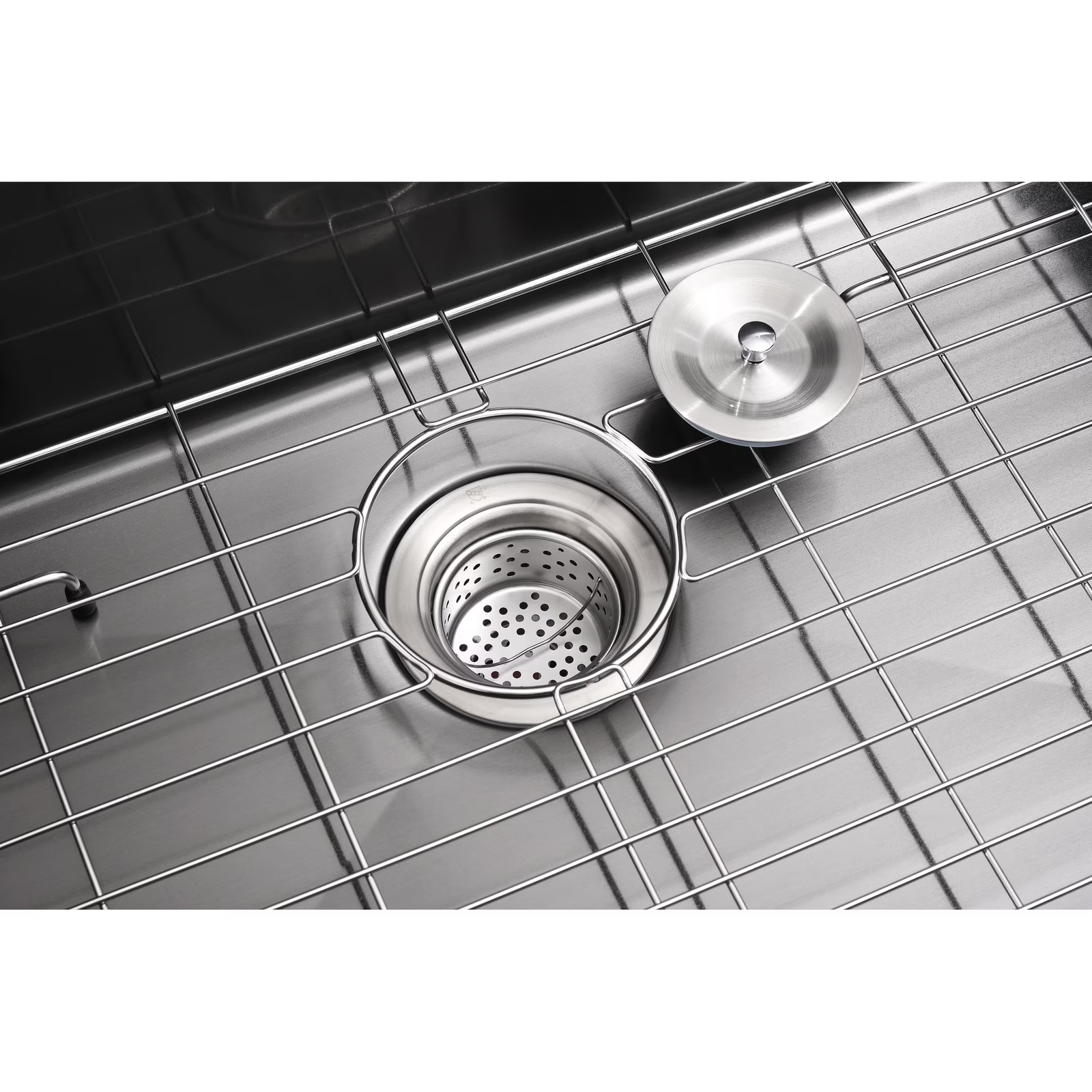 33 Inch Drop In & Undermount Kitchen Sink, Single Bowl Stainless Steel Kitchen Sink, Deep Basin Rust Resistant Farmhouse Sink with Noise Canceling Technology Black - 图片 4