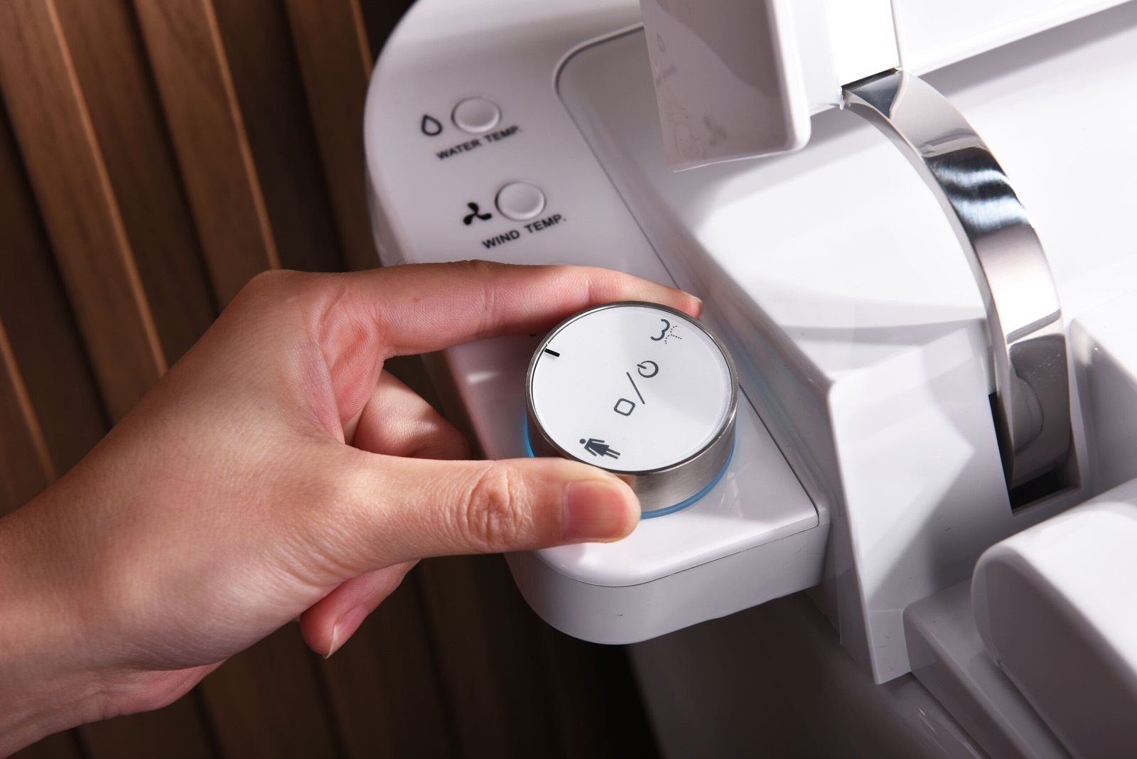 Elongated Smart Tankless Toilet with Bidet, Auto Flush, Heated Seat, Warm Wash/Dryer, Adjustable Water Temp, Foot Sensor Operation, Night Light, Remote Control - 图片 5